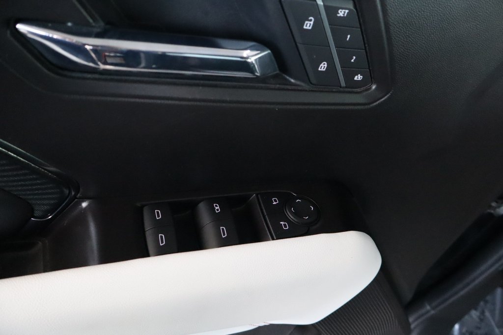 Used 2026 GMC Canyon AT4X AWD/4WD image 19