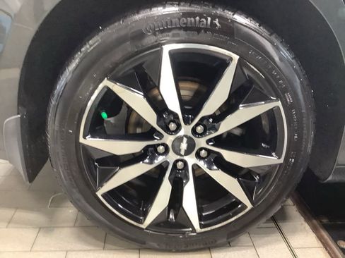 Used 2017 Chevrolet Malibu LT image 26