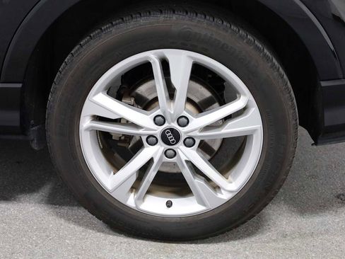 Used 2024 Audi Q3 2.0T Premium w/ Convenience Package image 34