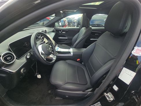Used 2025 Mercedes-Benz C 300 Sedan image 8