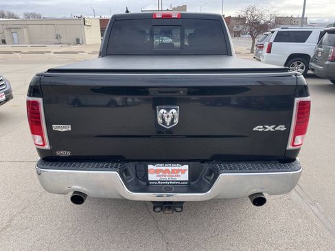 Used 2016 RAM 1500 Laramie w/ Convenience Group AWD/4WD image 8