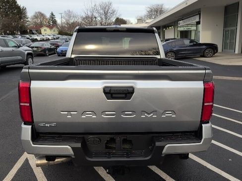 New 2025 Toyota Tacoma SR5 image 4