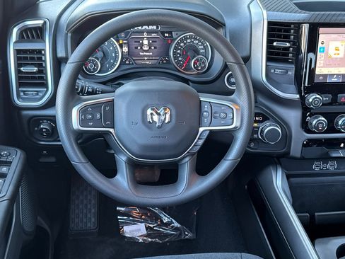 New 2026 RAM 1500 Express AWD/4WD image 13