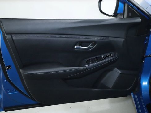 Certified 2023 Nissan Sentra SV w/ Trunk Package FWD image 15
