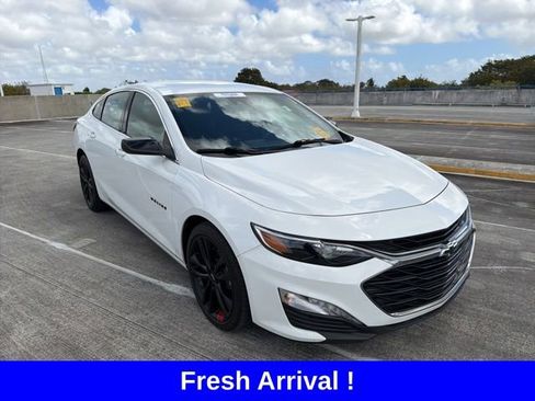 Used 2023 Chevrolet Malibu LT w/ Redline Edition image 3