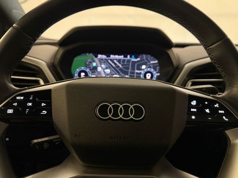 Used 2023 Audi Q4 e-tron Premium Plus w/ Premium Plus RWD image 11