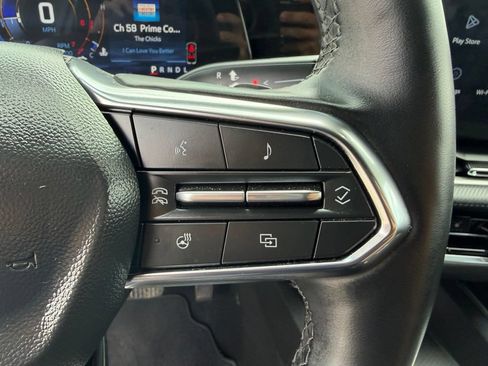 Used 2025 Chevrolet Equinox LT FWD image 16