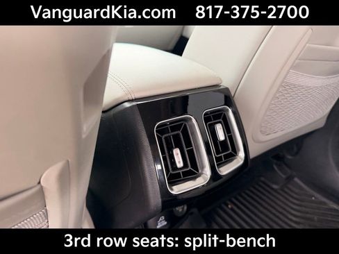 Certified 2023 Kia Sorento SX image 25