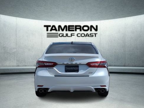 Used 2019 Toyota Camry XSE image 4