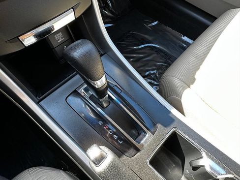 Used 2014 Honda Accord LX image 24