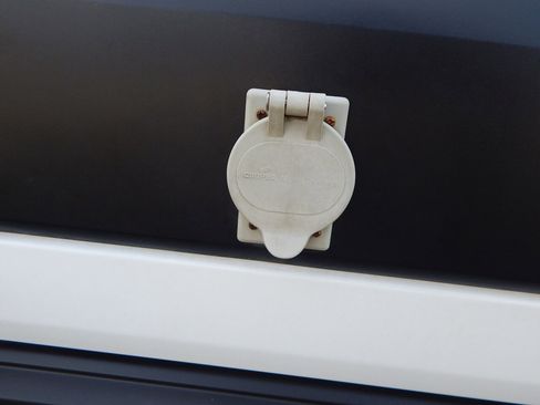 Used 2023 Ford Transit 250 image 16