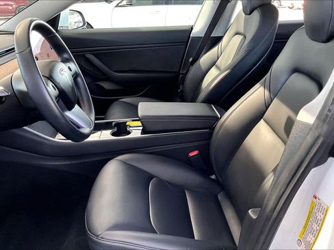 Used 2018 Tesla Model 3 Long Range image 7