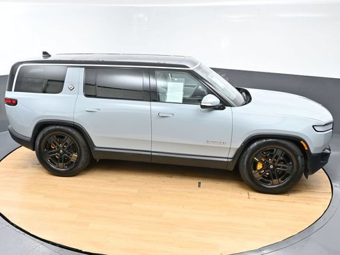 Used 2023 Rivian R1S Adventure AWD/4WD image 47