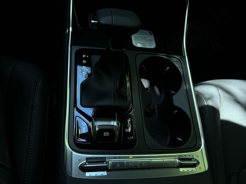 New 2026 Kia Carnival SX Prestige FWD image 27