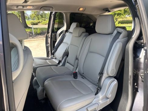 Used 2022 Honda Odyssey Touring image 32