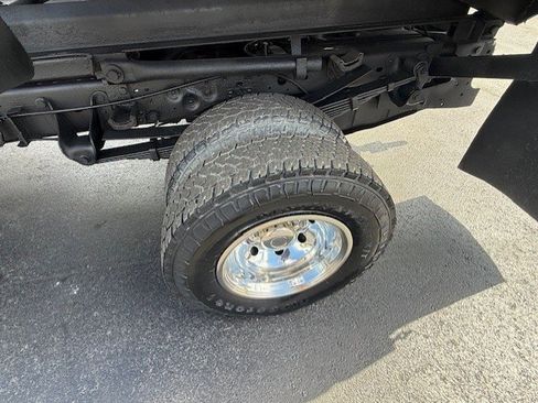 Used 2001 Ford F350 XL image 10