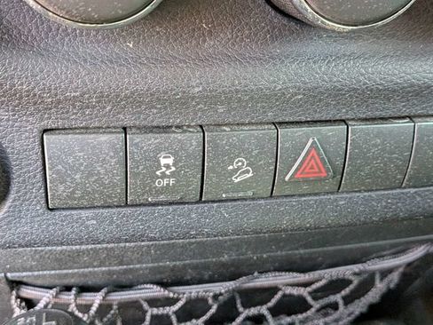 Used 2017 Jeep Wrangler Sport AWD/4WD image 16