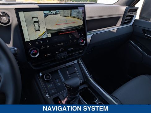 Used 2025 Lexus GX 550 w/ Accessory Package (Z1) AWD/4WD image 59