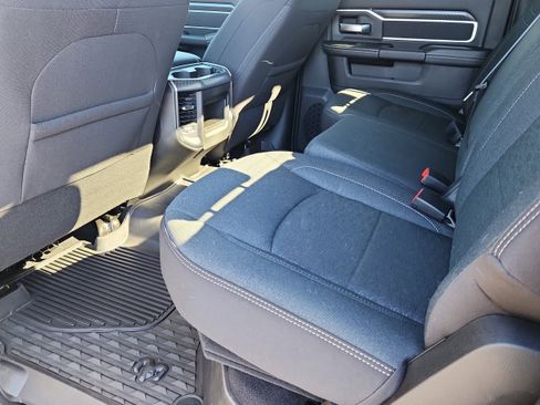 New 2026 RAM 2500 Big Horn AWD/4WD image 12