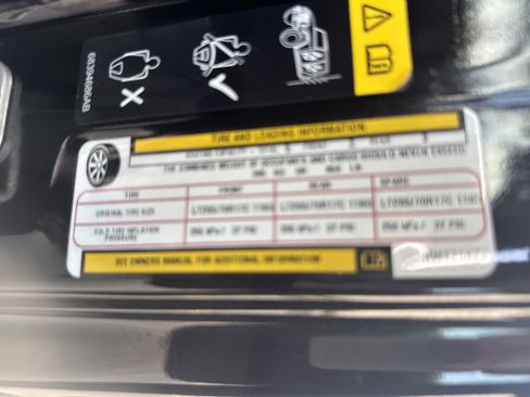 Used 2022 Jeep Wrangler Unlimited Rubicon 4xe w/ Steel Bumper Group image 41