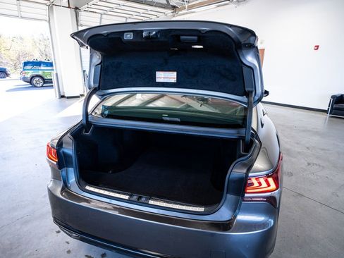 Used 2019 Lexus LS 500 F Sport image 56