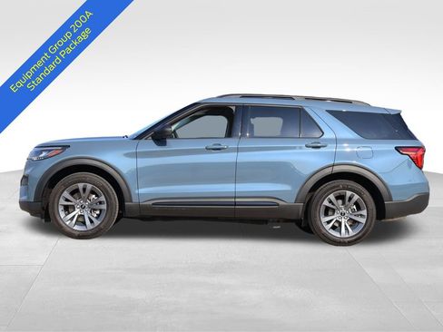 New 2026 Ford Explorer Active w/ Active Comfort Package AWD/4WD image 2