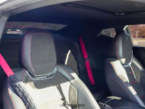 Used 2017 Chevrolet Camaro ZL1 image 30