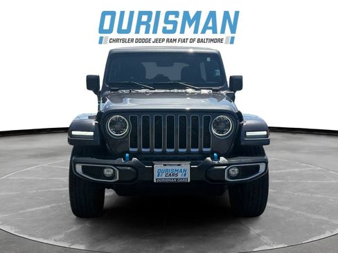 Used 2023 Jeep Wrangler Unlimited Sahara w/ Cold Weather Group AWD/4WD image 8