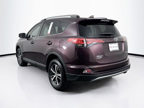 Used 2017 Toyota RAV4 XLE image 2