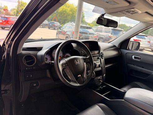 Used 2015 Honda Pilot Touring image 9