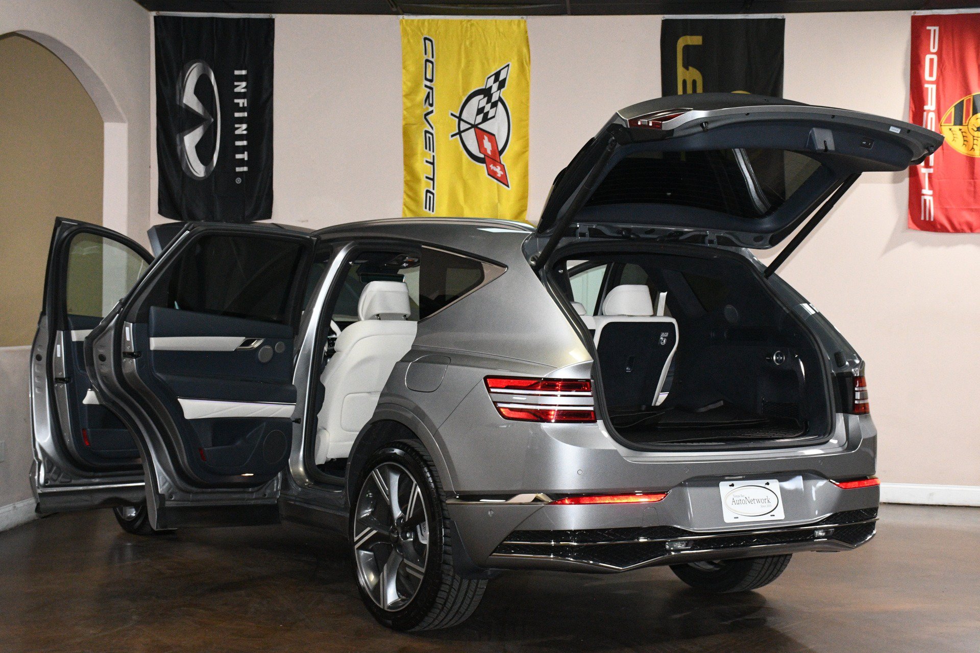 Used 2025 Genesis GV80 3.5T Prestige AWD/4WD image 92