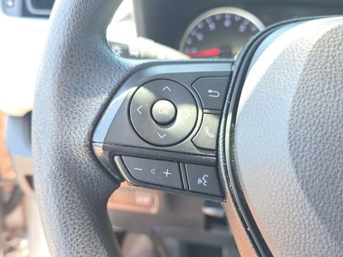 Used 2019 Toyota RAV4 XLE w/ Convenience Package image 20