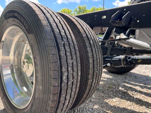 Used 2024 RAM 4500 Tradesman w/ Chrome Appearance Group image 32