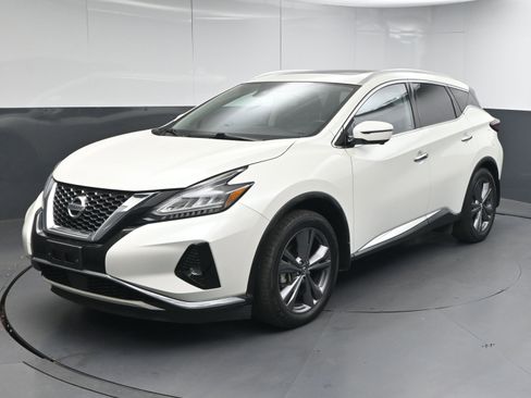 Used 2020 Nissan Murano Platinum w/ Cargo Package image 4
