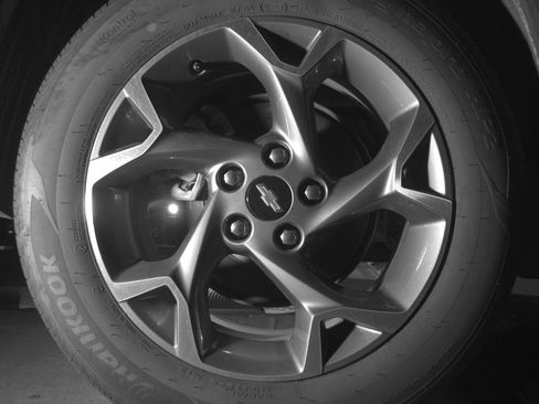 Used 2025 Chevrolet Trax LT FWD image 15