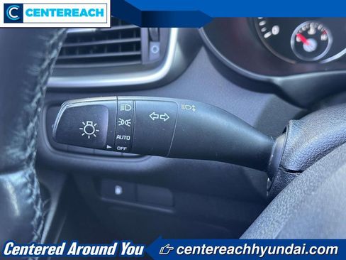 Used 2016 Kia Sorento LX w/ LX Convenience Package image 21