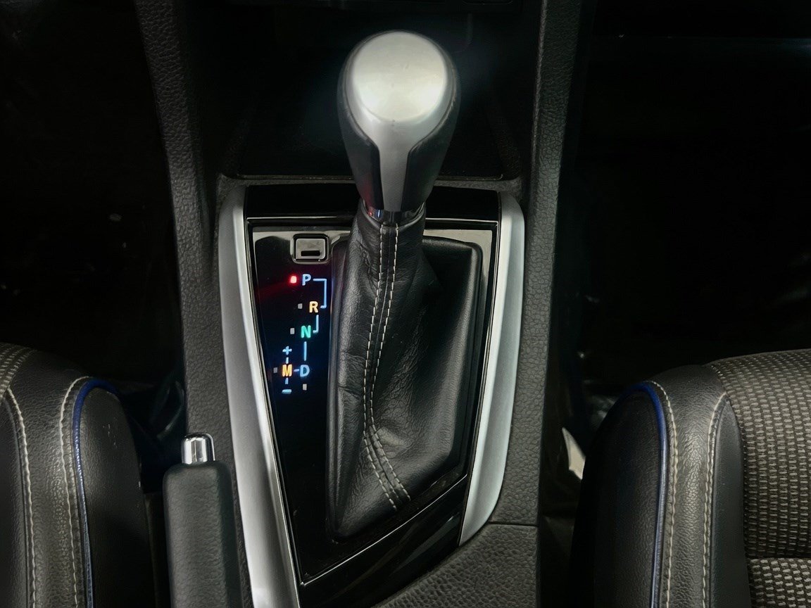 Used 2018 Toyota Corolla SE FWD image 11