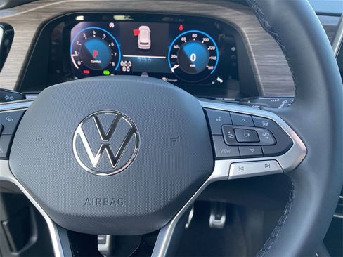 New 2026 Volkswagen Atlas SEL Premium R-Line image 21