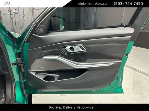 Used 2021 BMW M3 Competition image 35