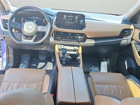 Used 2023 Nissan Rogue Platinum w/ Platinum Premium Package image 17