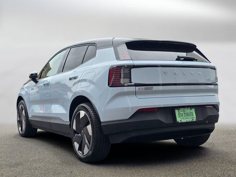 New 2026 Volvo EX30 Plus w/ Climate Package RWD image 7