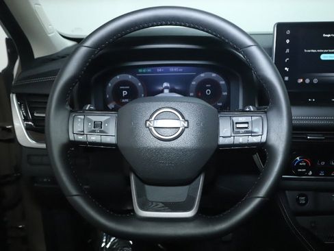 Used 2025 Nissan Rogue Platinum w/ Tech Package AWD/4WD image 22