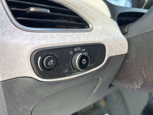 Used 2020 Chevrolet Bolt Premier w/ Infotainment Package image 16