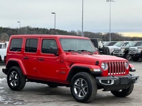 Used 2023 Jeep Wrangler Sahara image 35