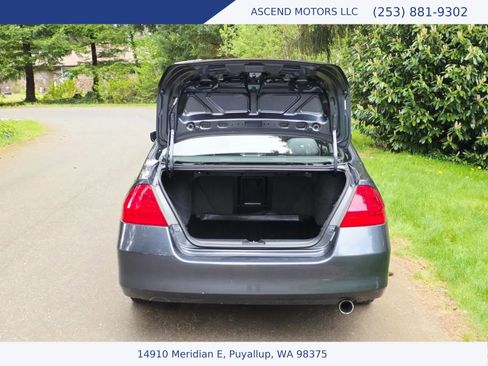 Used 2007 Honda Accord SE image 17