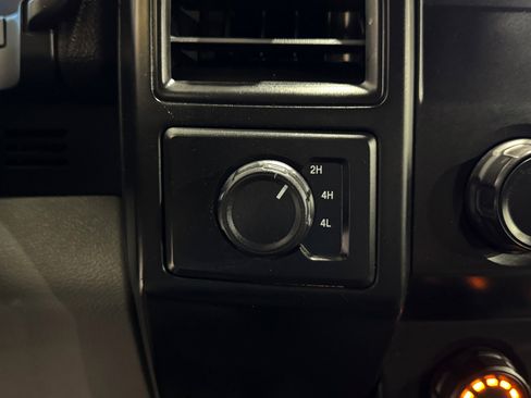 Used 2019 Ford F150 XL w/ Equipment Group 101A Mid image 27