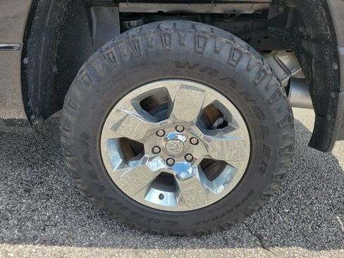 Used 2022 RAM 1500 Big Horn AWD/4WD image 24