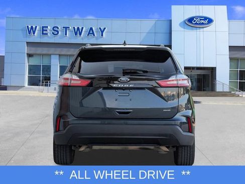 Used 2023 Ford Edge SE AWD/4WD image 4