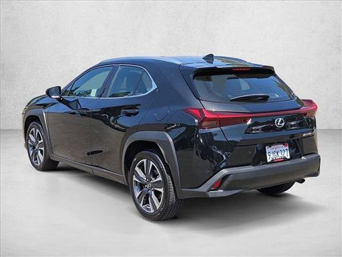 Used 2024 Lexus UX 250h FWD image 8