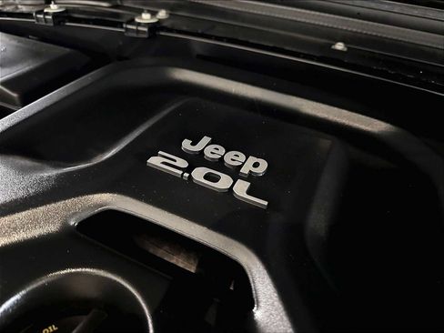 Used 2021 Jeep Wrangler Unlimited Rubicon 4xe w/ Cold Weather Group AWD/4WD image 35